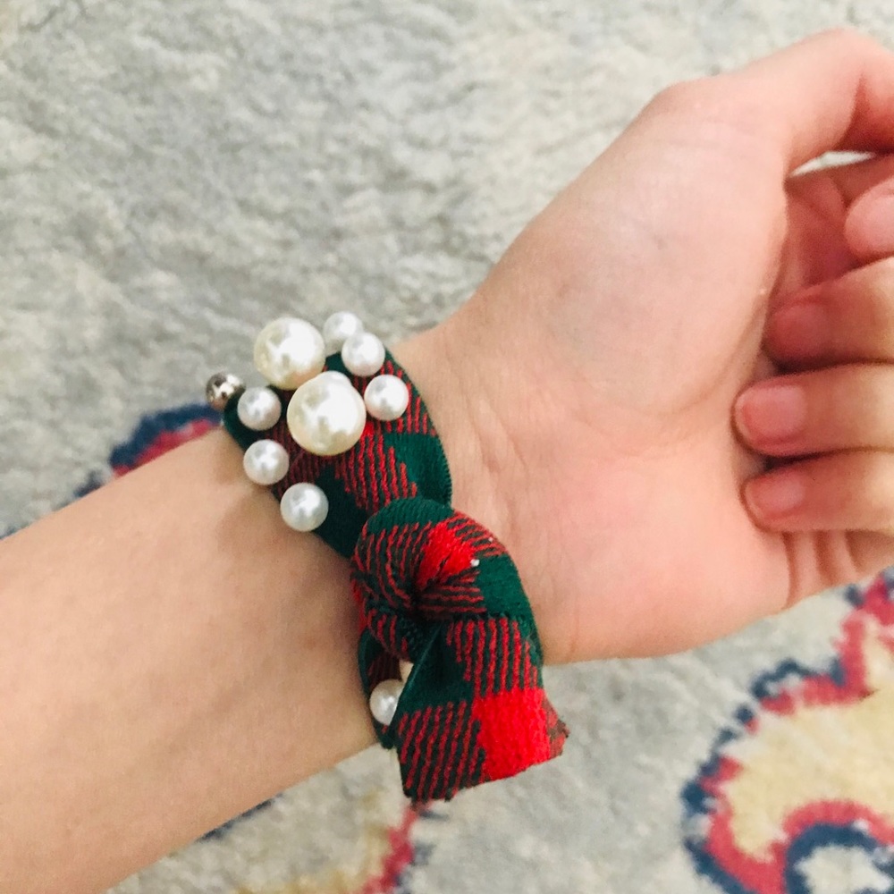 Pair of Anthropologie Hair Tie / Bracelet beaded - Picture 5 of 7